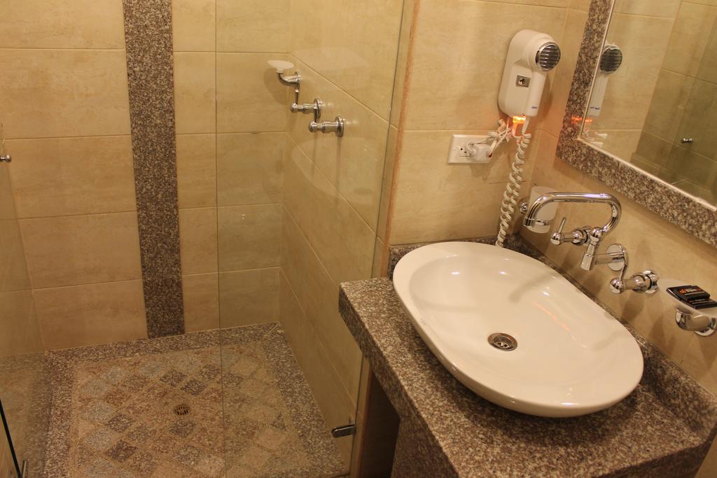 Hoteles Bogota Inn Santa Barbara Usaquen Room photo